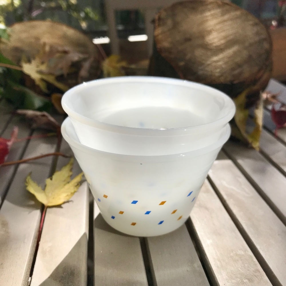 Vintage little bowls